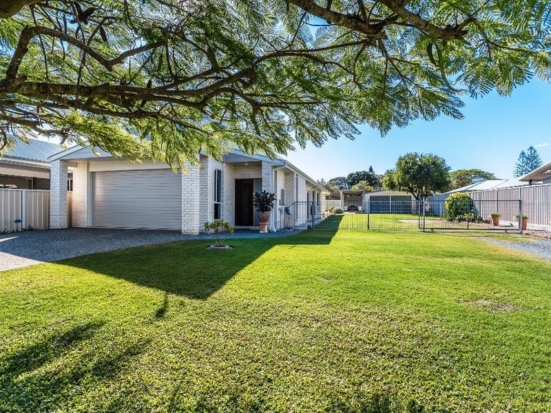 34 Bramble Street, Woody Point, QLD 4019