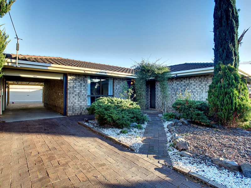 12 Macquarie Street, Moana, SA 5169