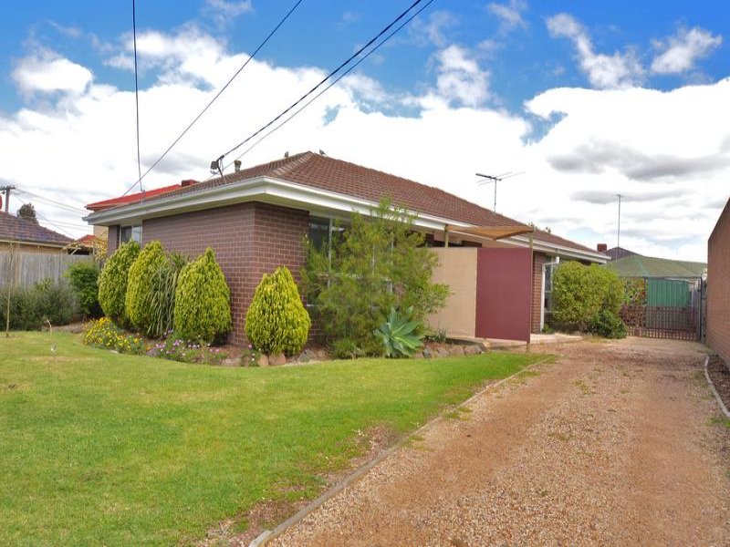 70 Bickley Avenue, Thomastown, Vic 3074 Property Details