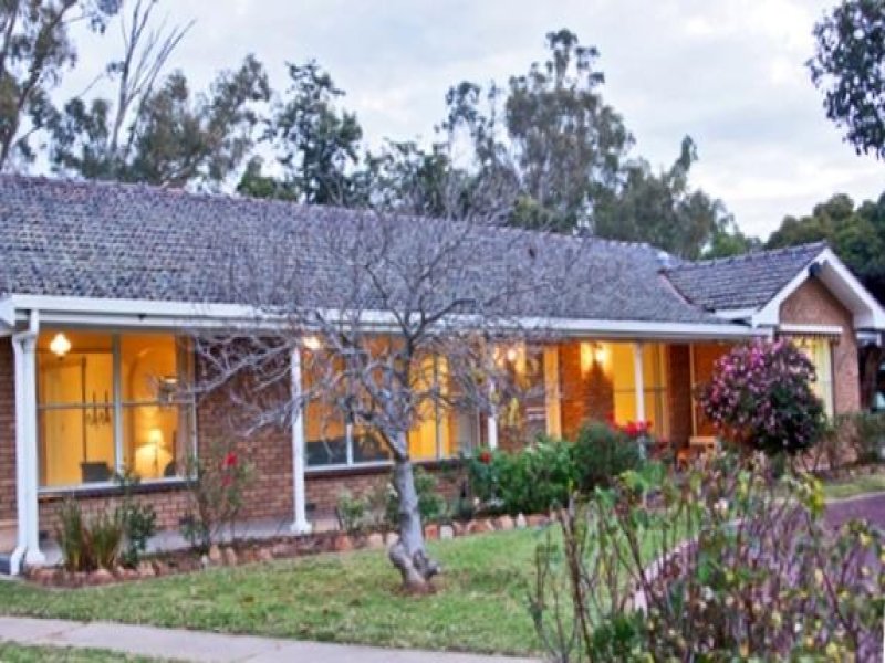 100 The Boulevard, Shepparton, Vic 3630 Property Details