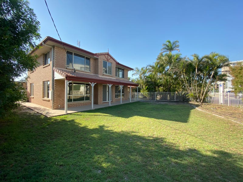 22 Landsborough Parade, Golden Beach, Qld 4551