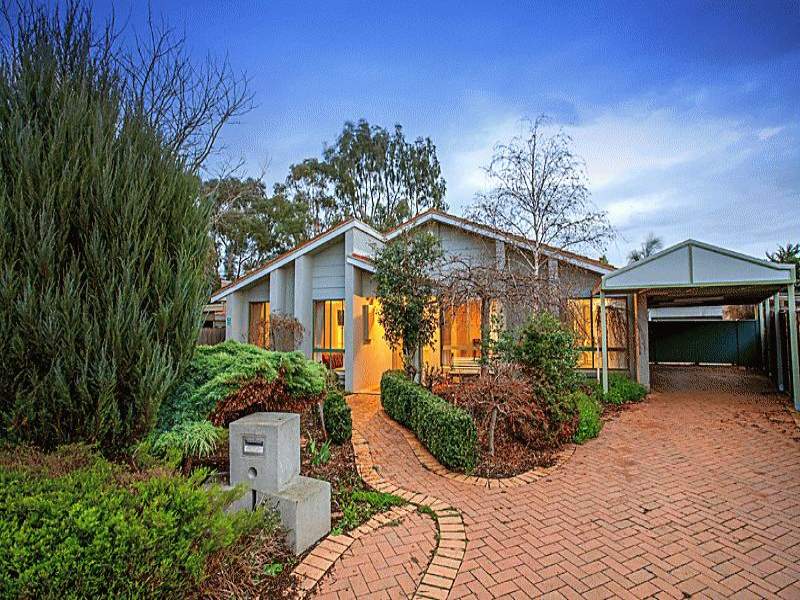 25 Gabrielle Close, Werribee, Vic 3030 Property Details