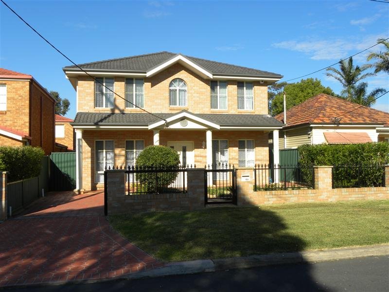 43 David Street, Greenacre, NSW 2190 43 David Street, Greenacre, NSW 2190