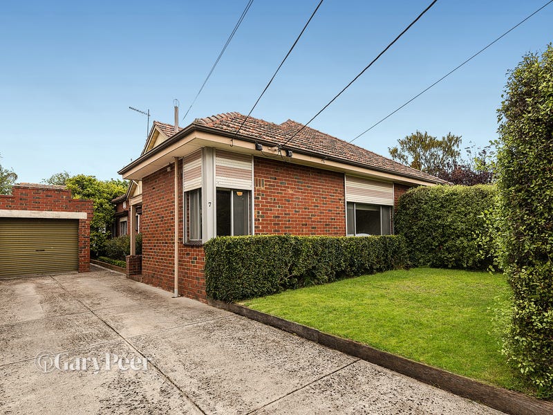 7 Hethersett Grove, Carnegie, Vic 3163 Property Details