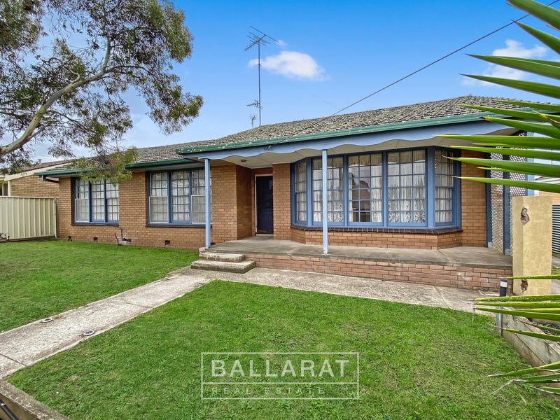 1068 Norman Street, Wendouree, VIC 3355