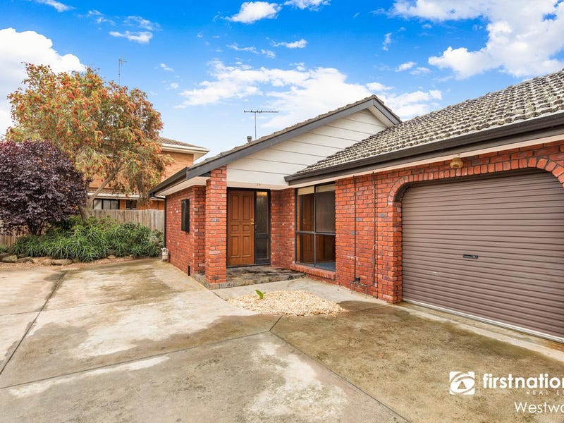 4/2224 Collins Street, Werribee, Vic 3030 Property Details