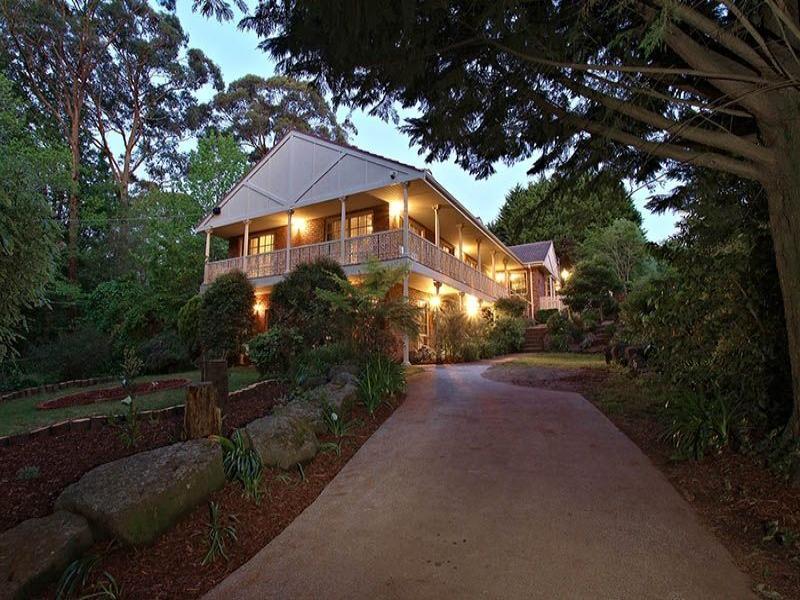 16 Station Avenue, Emerald, VIC 3782