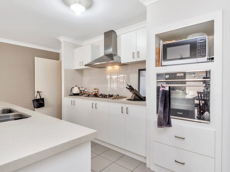 170 Harrington Waters Drive, Waikiki, WA 6169 Property Details