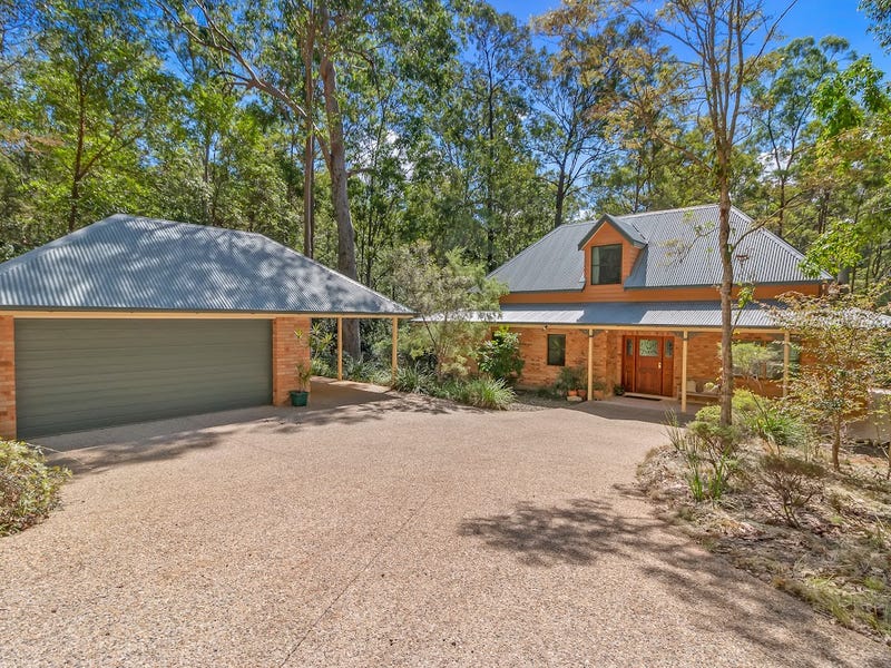 222 Gap Creek Road, Kenmore Hills, QLD 4069