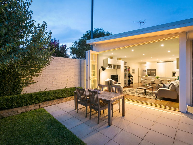 18 Julian Street, Willoughby, NSW 2068 Property Details