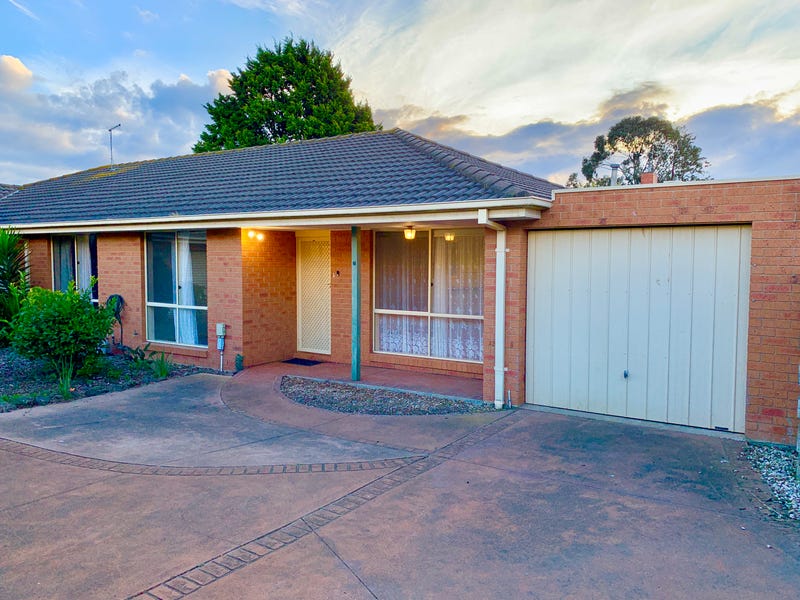 2/14 Duff Street, Cranbourne, VIC 3977
