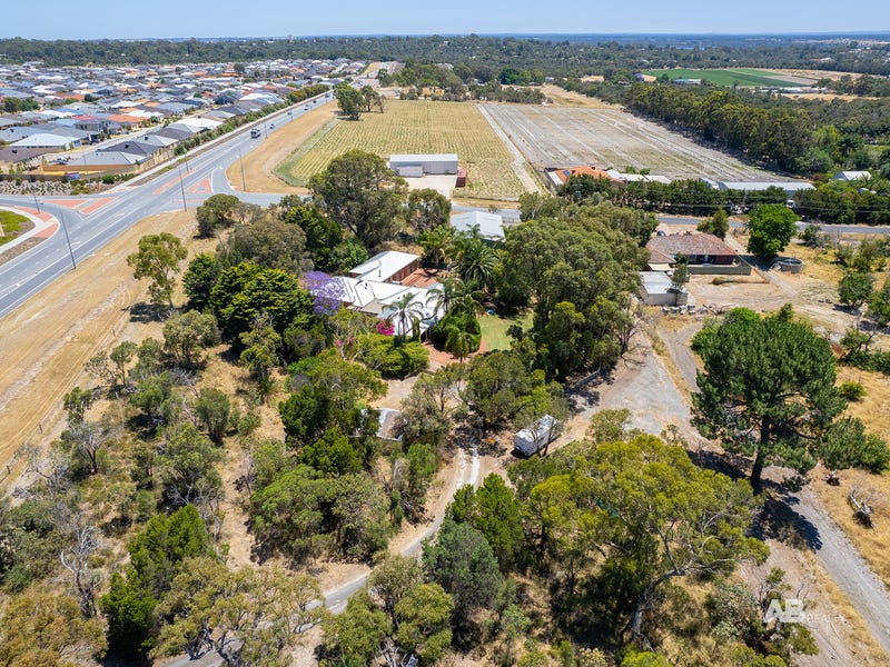 145 Lenore Road, Wanneroo, WA 6065 Property Details