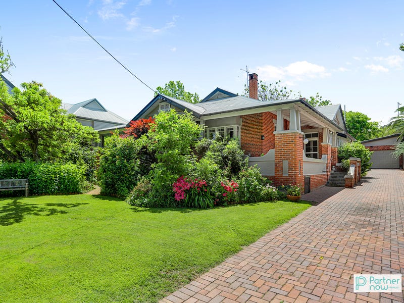 68 Napier Street, Tamworth, NSW 2340 House for Sale