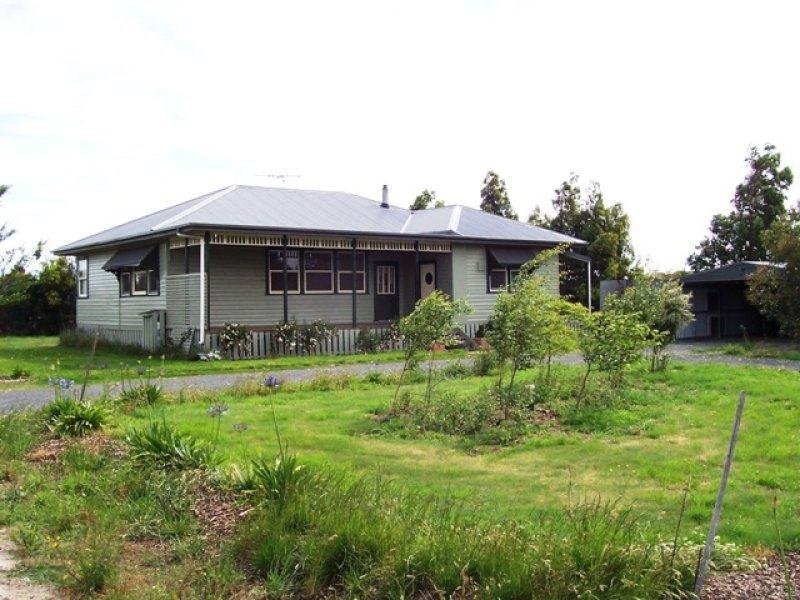 40 Hamills Lane, Mount Wallace, VIC 3342