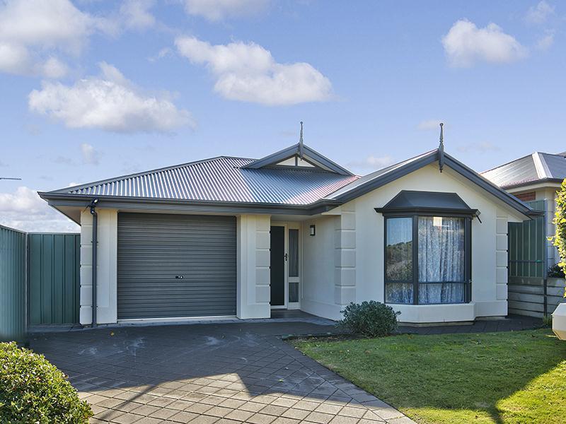 6 Bradbury Court, Hallett Cove, SA 5158