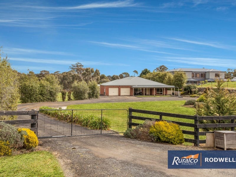 9 Timbertop Rise, Broadford, Vic 3658 Property Details