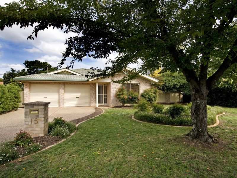 15 Padbury Place, Downer, ACT 2602