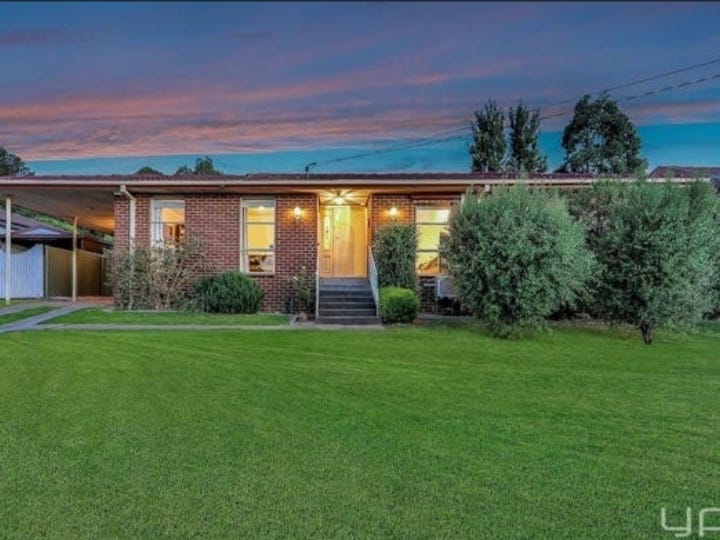 130 Ripplebrook Drive, Broadmeadows, Vic 3047 - Property Details