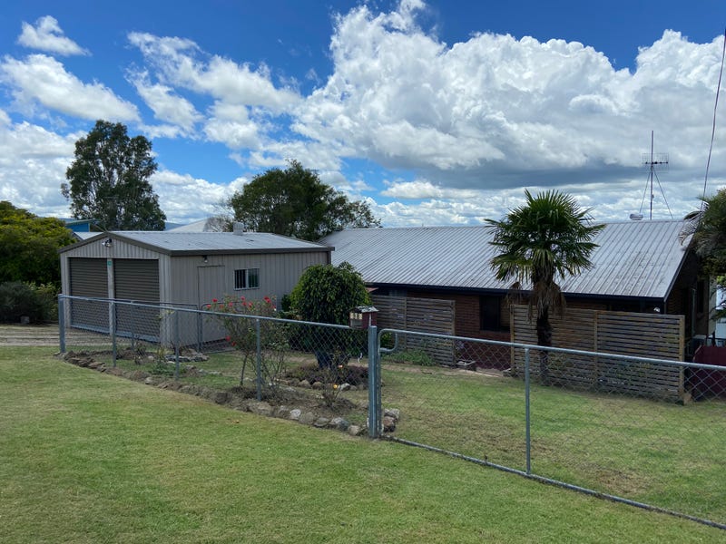 98 Kennedy Street, Kilcoy, QLD 4515