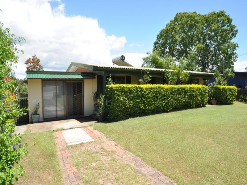 318 Oxley Drive, Coombabah, Qld 4216 Property Details
