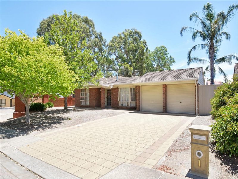 1 Equestrian Drive Woodcroft Sa 5162 Property Details