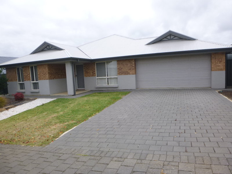 10 Bradford Street, Mount Barker, SA 5251