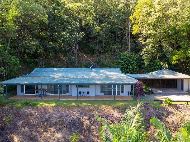 1354 Pine Creek Road, East Trinity, QLD 4871