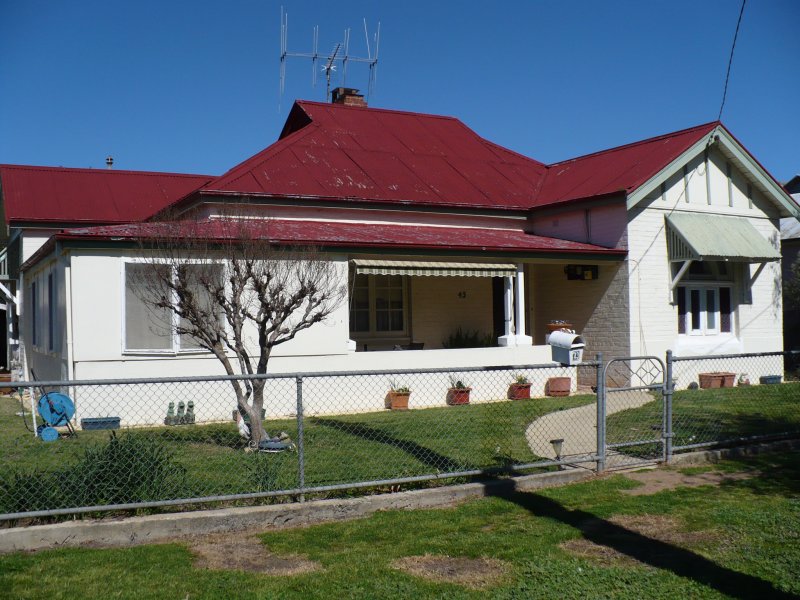 43 Brougham Street, Cowra, NSW 2794