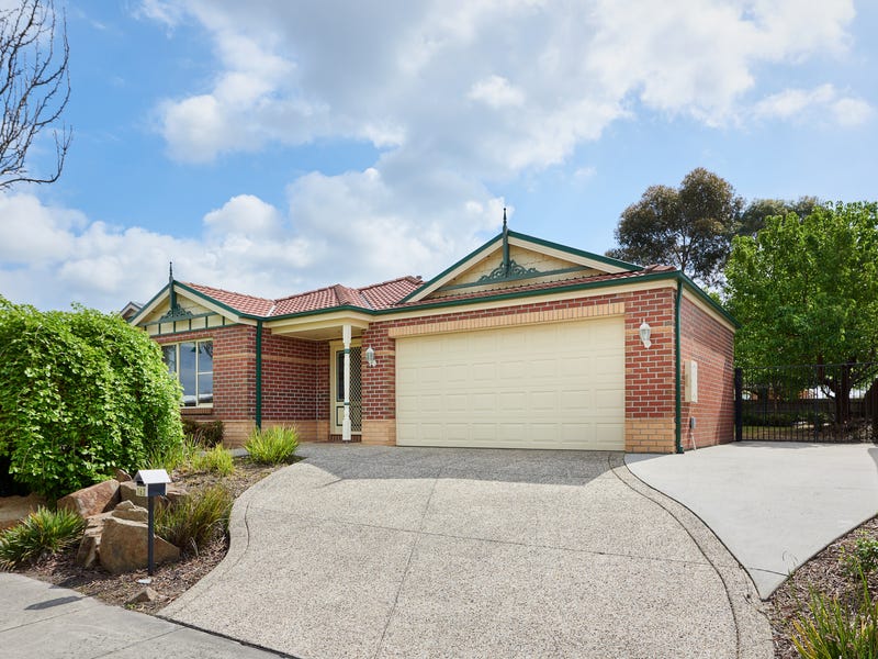 162 Webster Way, Pakenham, Vic 3810 - Property Details