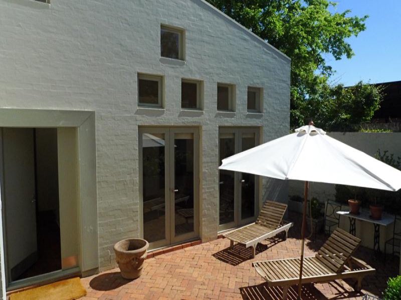 32 Woodside Cres, Toorak, VIC 3142