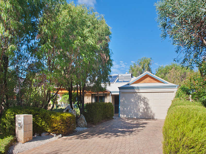 18 Sanctuary Grove, Busselton, WA 6280 Property Details