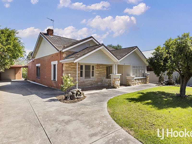 Houses for Sale in SA Pg. 68