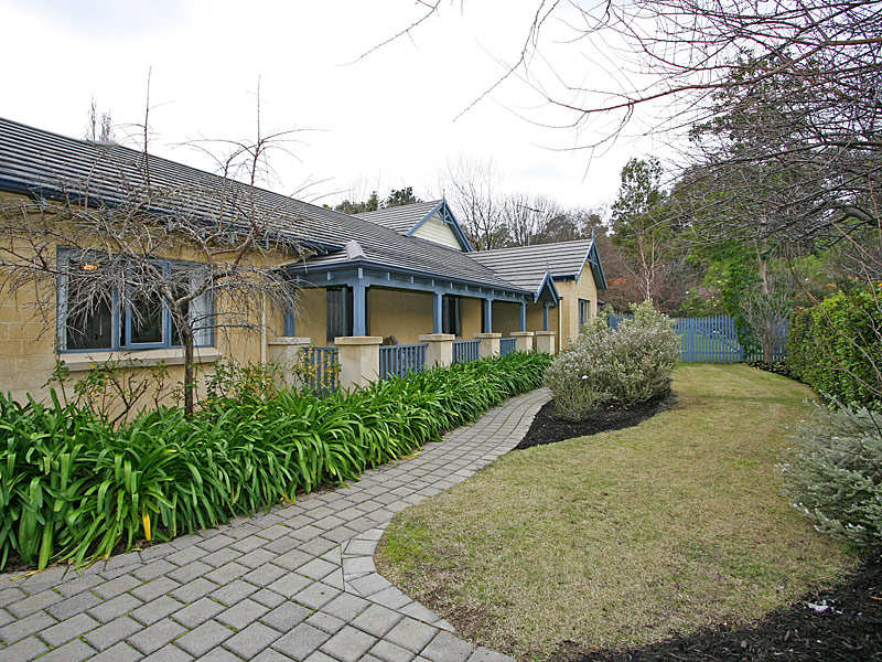 56 Patricia Road, Kalamunda, WA 6076