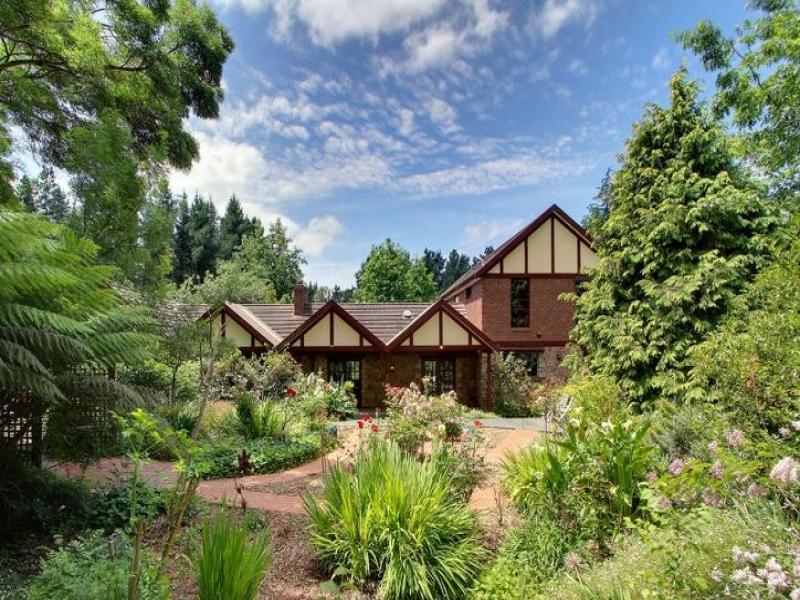 7 Old Baker Road, Wandin East, VIC 3139