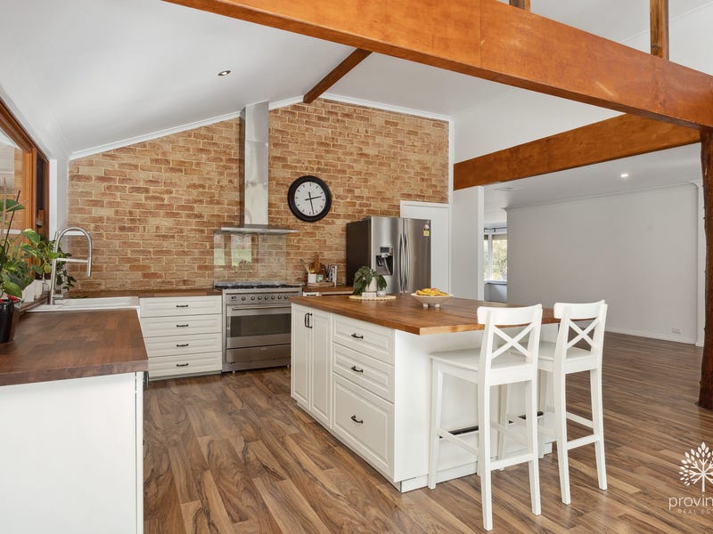 6 Lawnbrook Road East, Bickley, WA 6076 House for Sale realestate