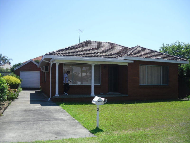 2 Cathcart Street, Fairfield, NSW 2165 Property Details