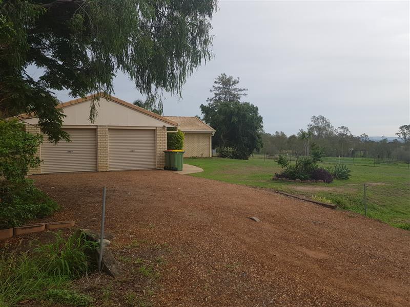 24 Mountain View Drive, Plainland, QLD 4341