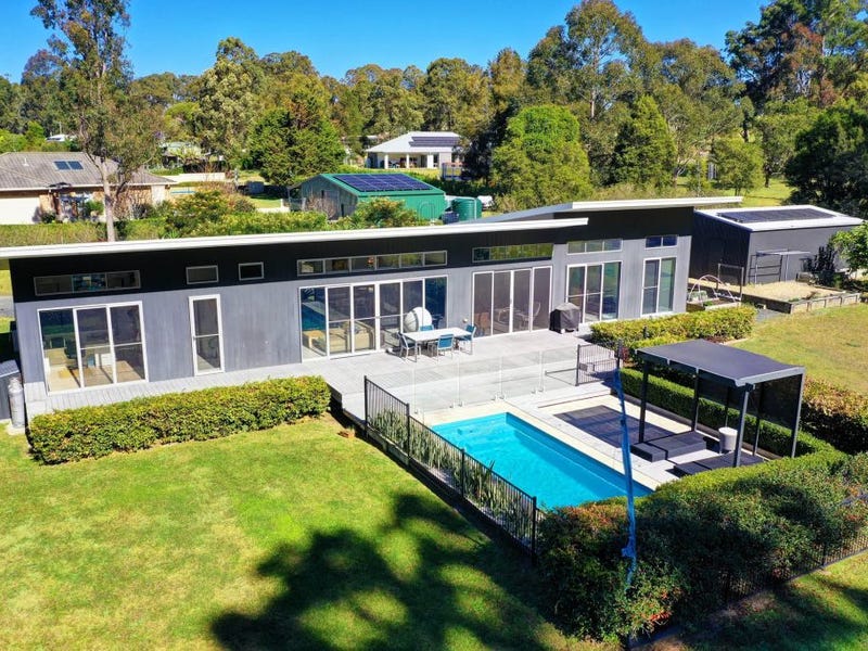 9 Cullen Grove, Hallidays Point, NSW 2430