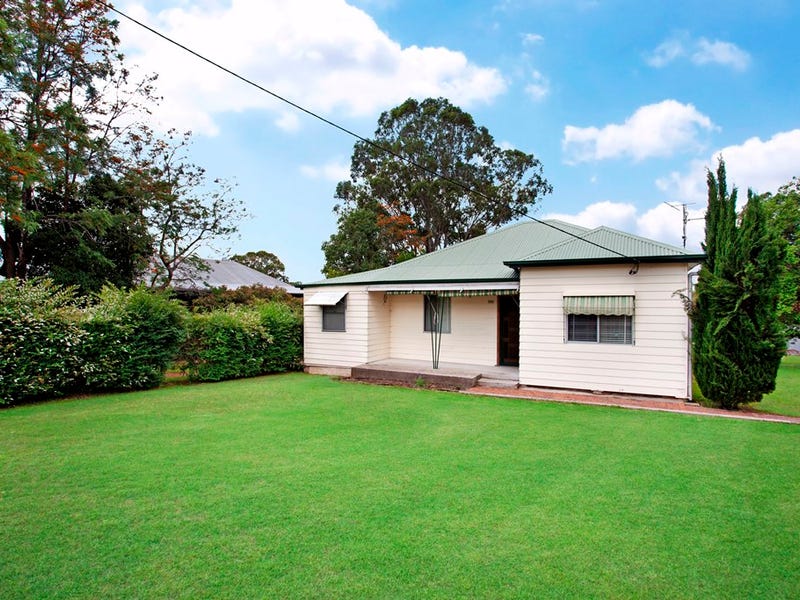 100 High Street, Wallalong, NSW 2320 Property Details
