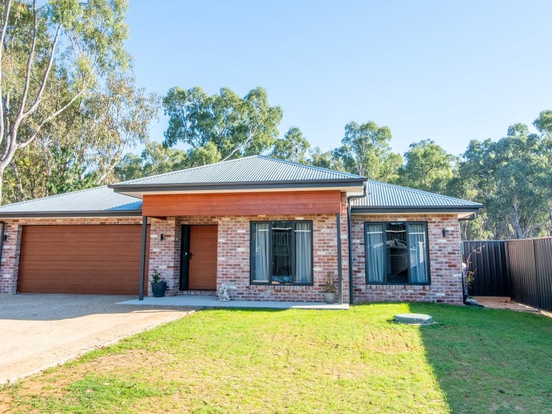 29 Manse Rd, Cobram, Vic 3644 House for Sale