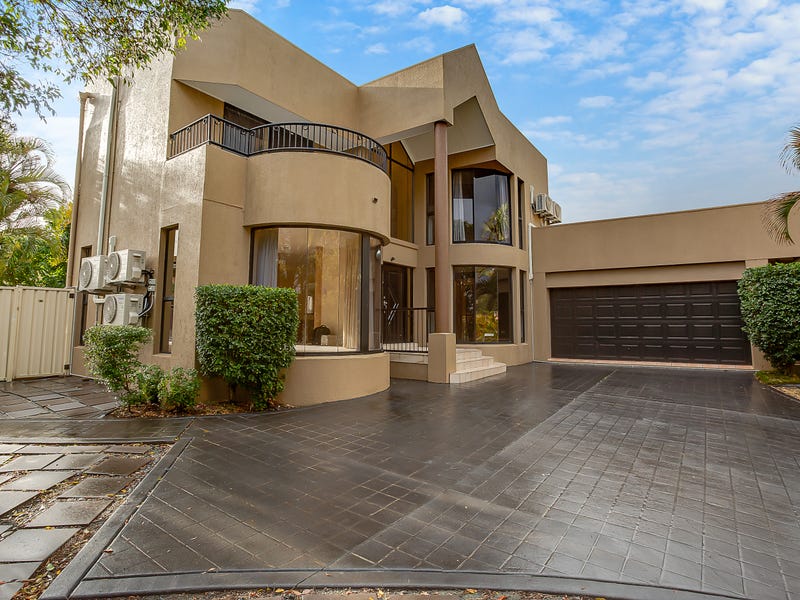 24 Ingles Circuit, Arundel, QLD 4214