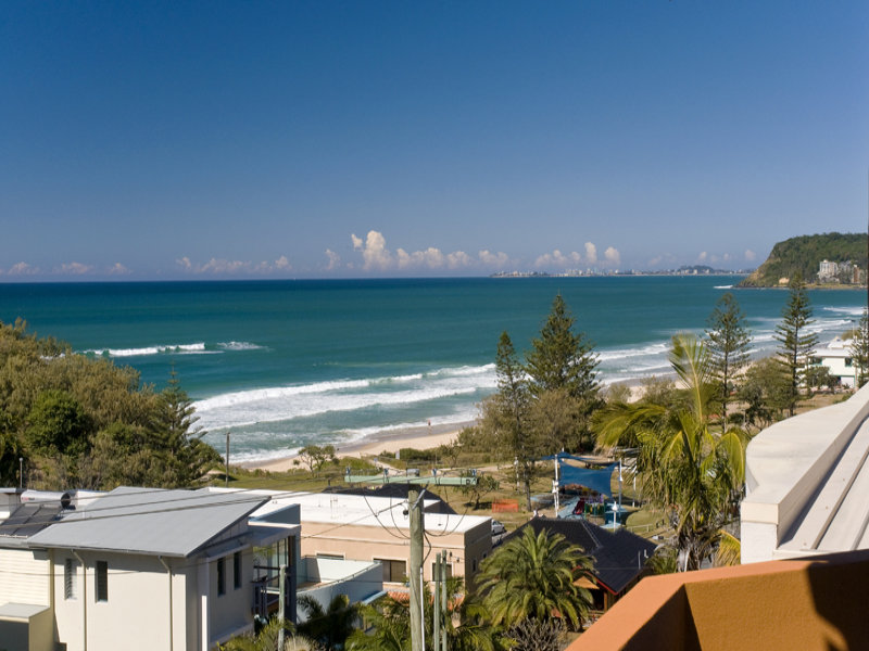 14 Brakes Crescent, Miami, Qld 4220 Property Details