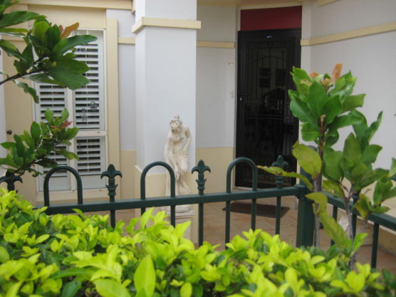 25 Mozart Place, Mount Ommaney, QLD 4074