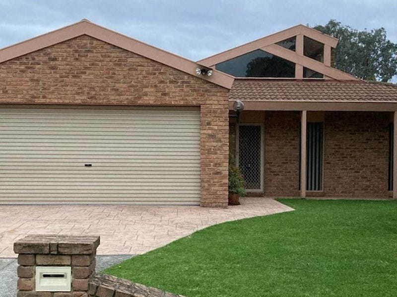 4 Lucinda Court, Warranwood, Vic 3134 Property Details