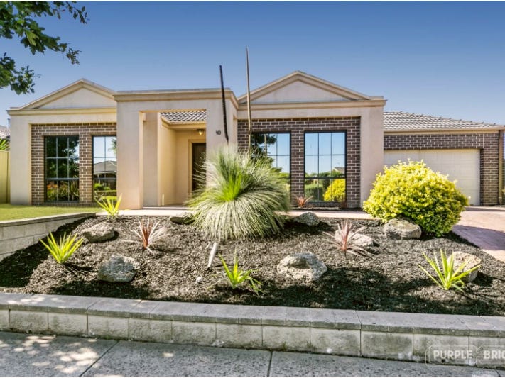 30 Foxwood Drive, Cranbourne East, VIC 3977