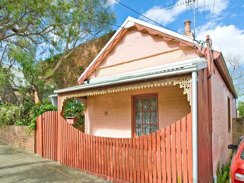 19 Emma Street, Leichhardt, NSW 2040 Property Details