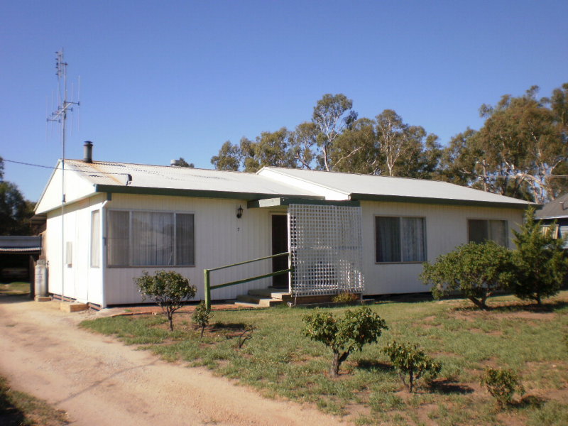 Property 106334074, Koondrook, Vic 3580 Property Details