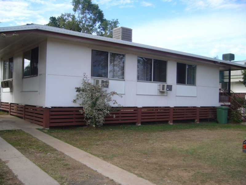 12 Leslie Drive, Moranbah, Qld 4744 Property Details