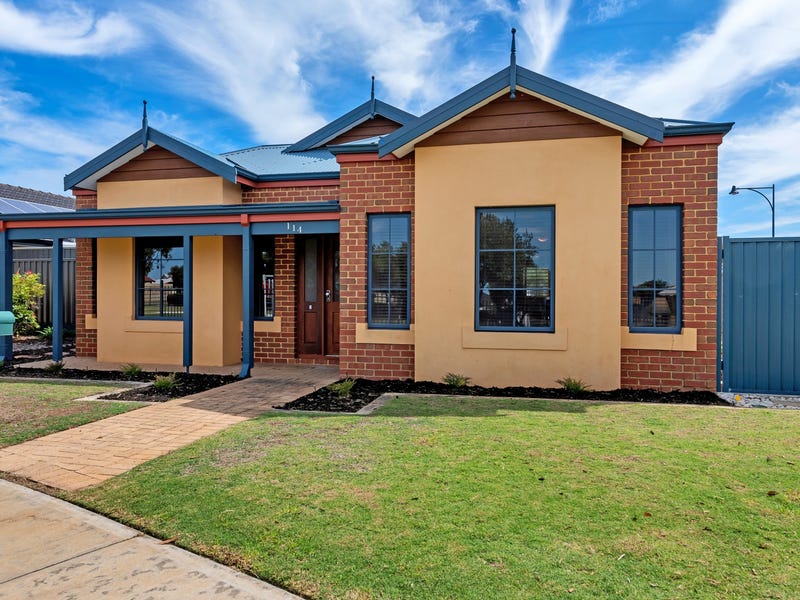 114 Fisher Street, Rockingham, WA 6168 Property Details