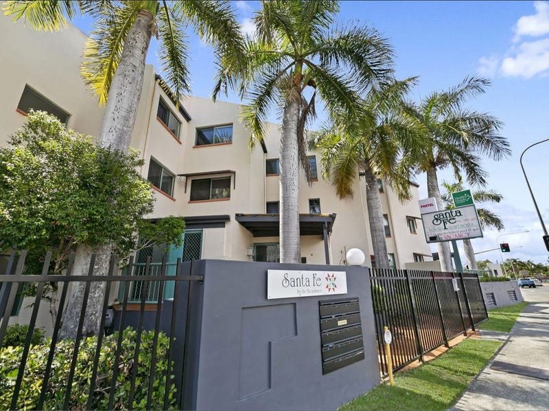 7 Robert Street, Labrador, QLD 4215